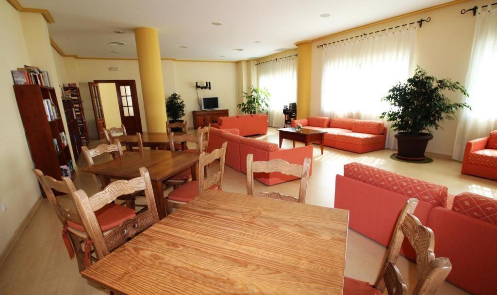 ÁTICO DELUXE entre CENTRO y PLAYA Salinas con TERRAZA, WIFI, PISCINA climatizada, GYM, SAUNA y GARAJE -Smart TV Roquetas de Mar Esterno foto