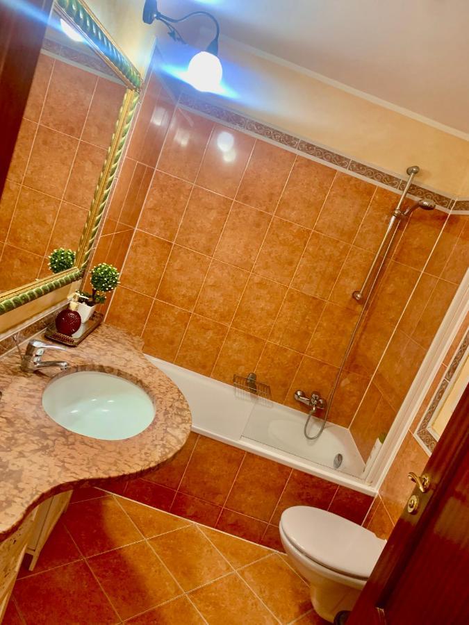 ÁTICO DELUXE entre CENTRO y PLAYA Salinas con TERRAZA, WIFI, PISCINA climatizada, GYM, SAUNA y GARAJE -Smart TV Roquetas de Mar Esterno foto